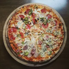 Ile kalorii ma pizza 32 cm? Nie daj się zaskoczyć!