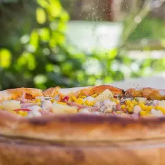 Kto wymyślił pizzę? Odkryj fascynującą historię jej powstania