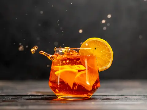 Kwaśny drink: najlepsze przepisy i składniki na orzeźwiające koktajle