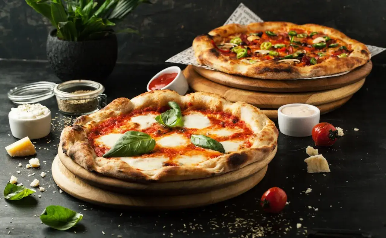 Zdjęcie Ile piec pizzę w 250 stopniach, aby uzyskać idealną chrupkość?