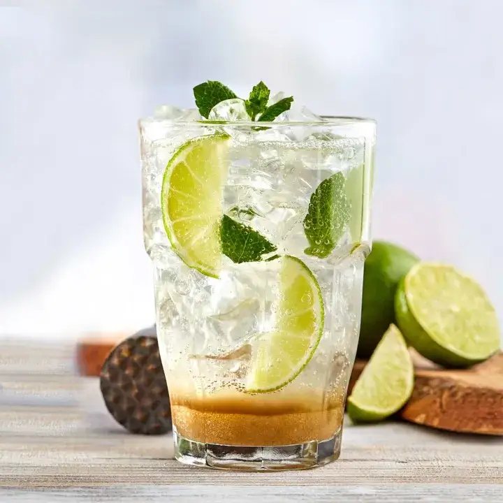 Zdjęcie Najlepsze drinki z cukrem trzcinowym, które zachwycą Twoje podniebienie